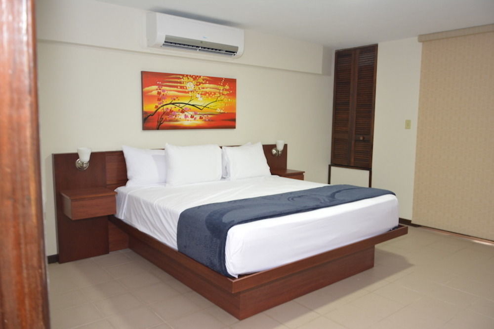The Plaza Suites Humacao Luaran gambar